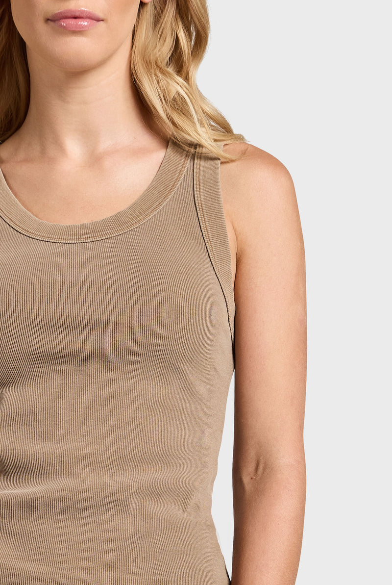 Essential Rib Tank