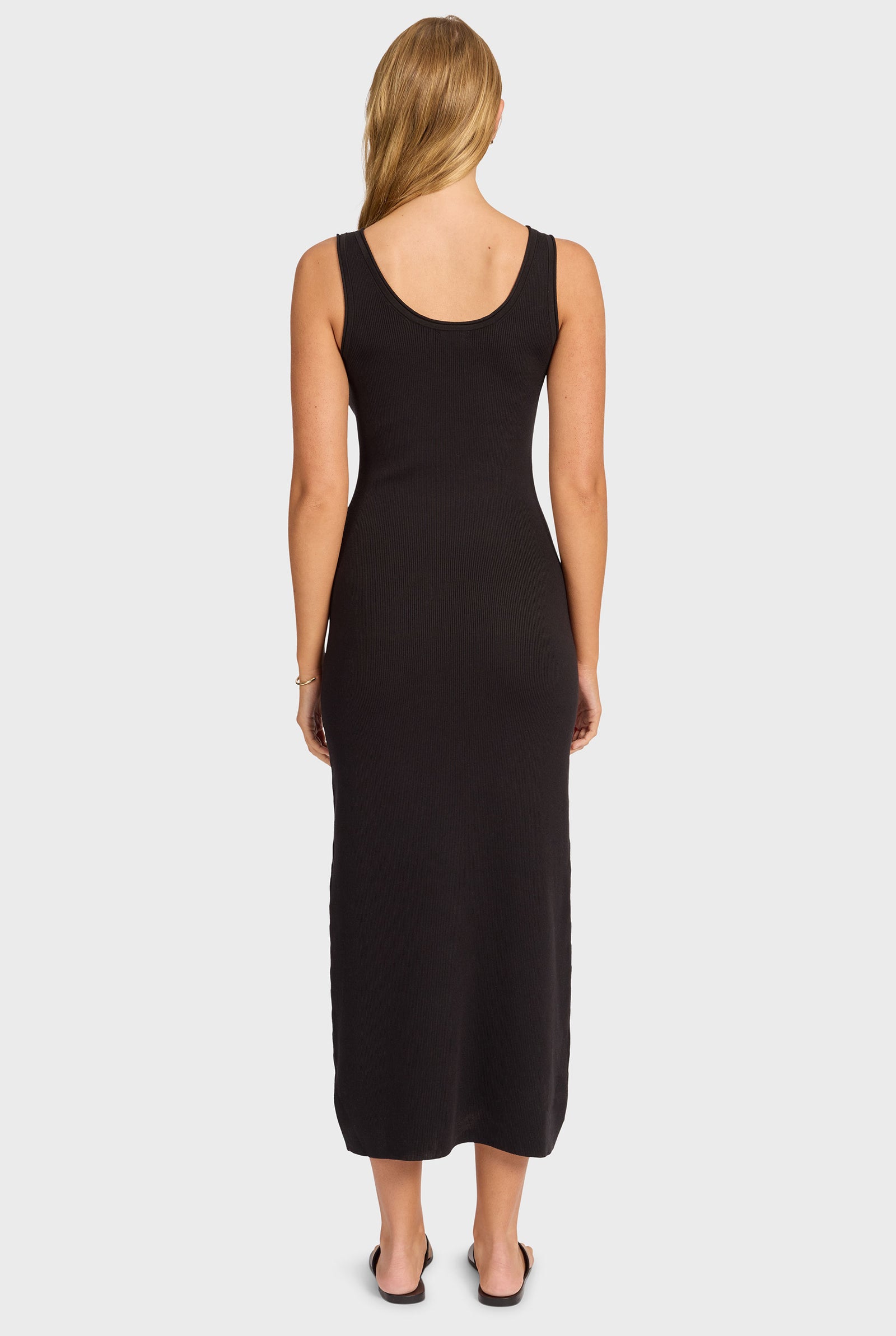 国内発送/送料関税込【SPORTMAX】GRAZIA KNITTED DRESS Sportmax Grazia Dress in Black | FWRD