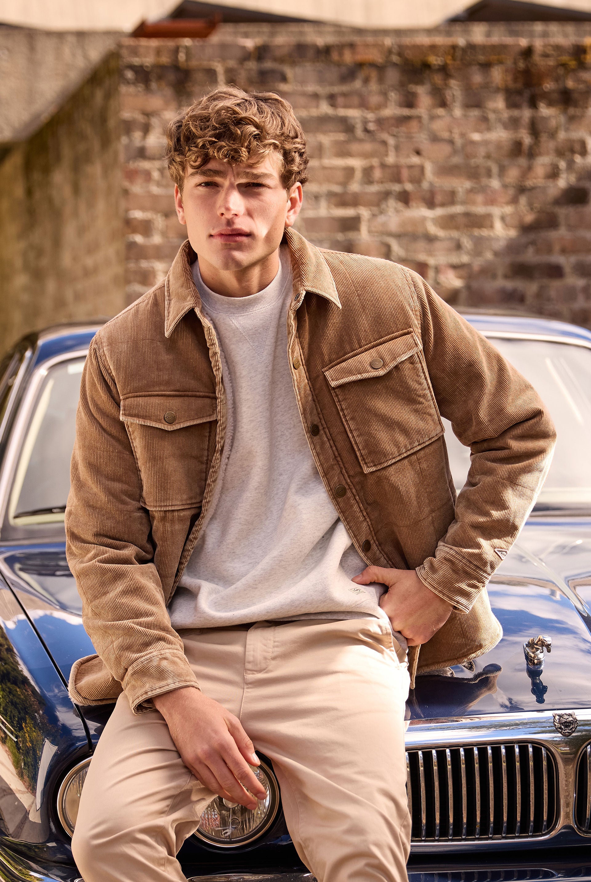 ワーカーゴルフ Gold Label Corduroy Jacket Goodwin Cord Jacket in Taupe - Men's Outerwear | Academy Brand