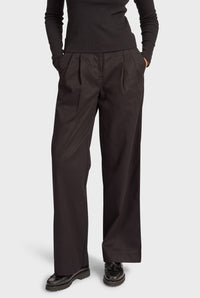 Monroe Pleated Pant