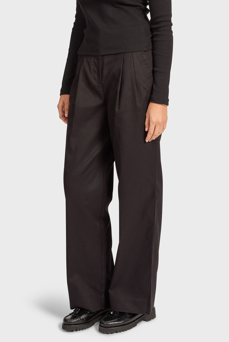 Monroe Pleated Pant