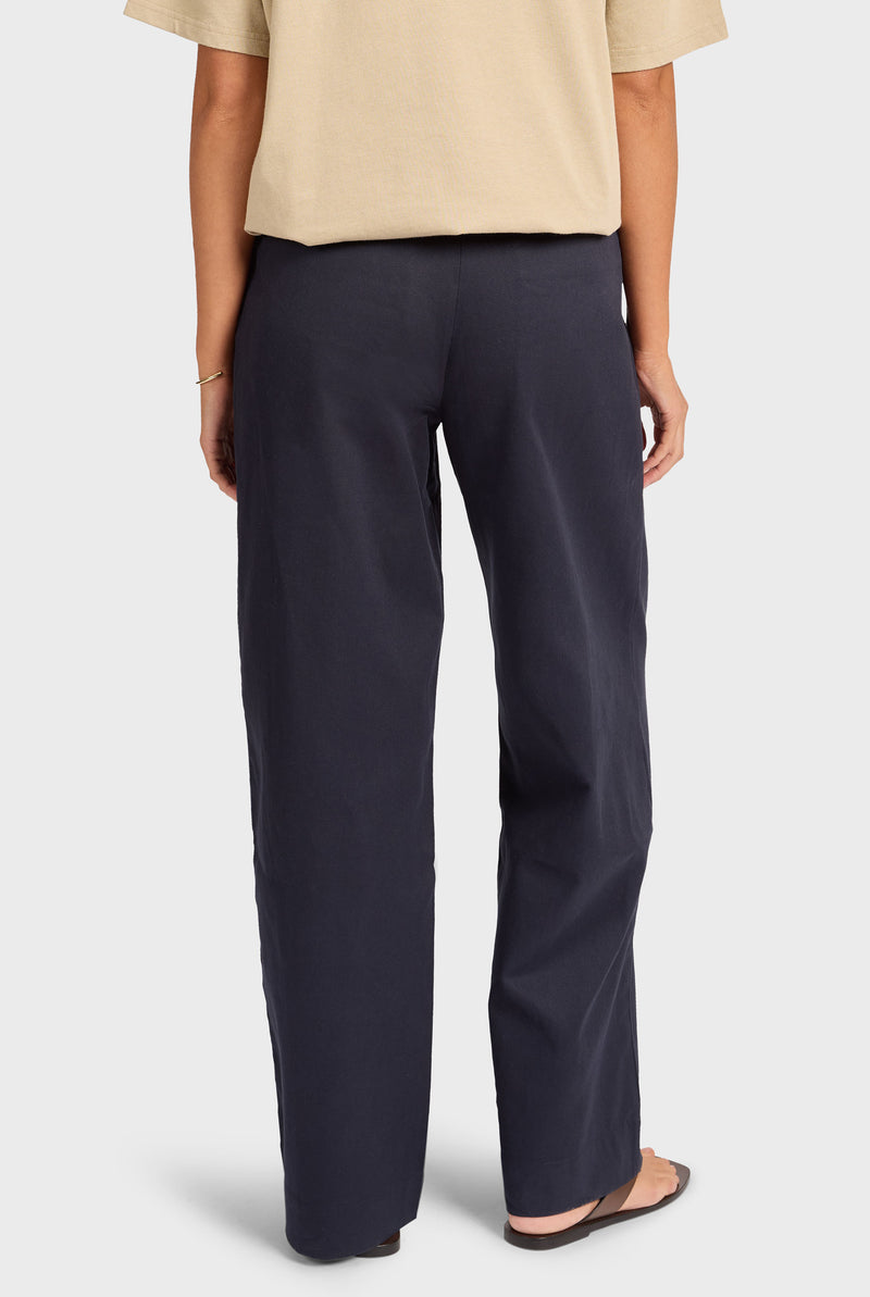 Monroe Pleated Pant