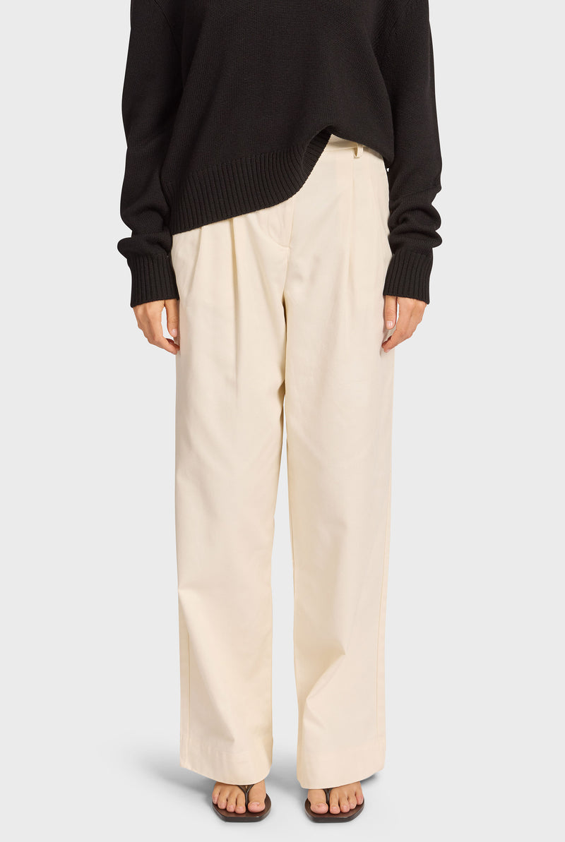Monroe Pleated Pant