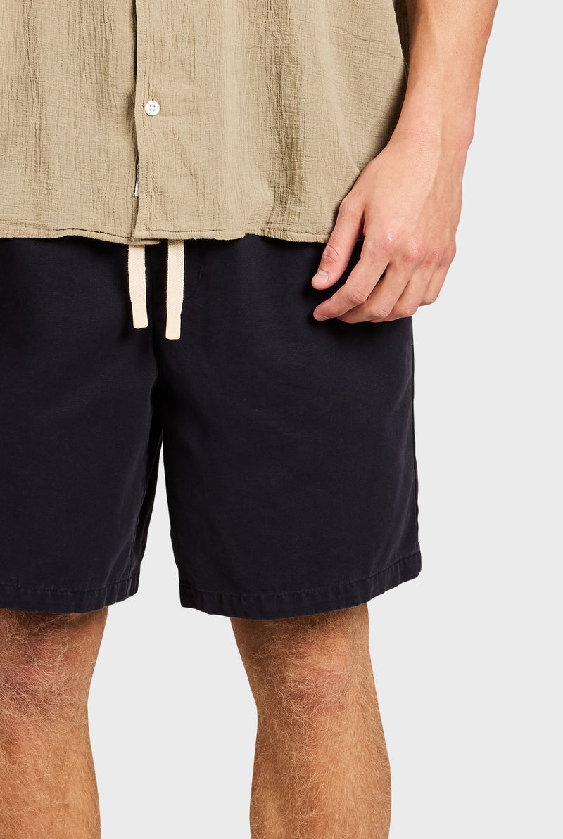 Newman Oxford Short