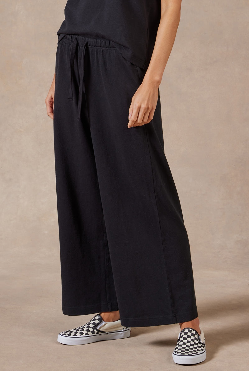 Essential Knit Pant